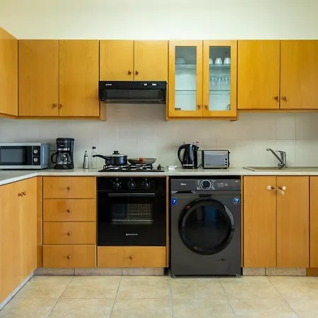 Bayview 2-br W Terrace In