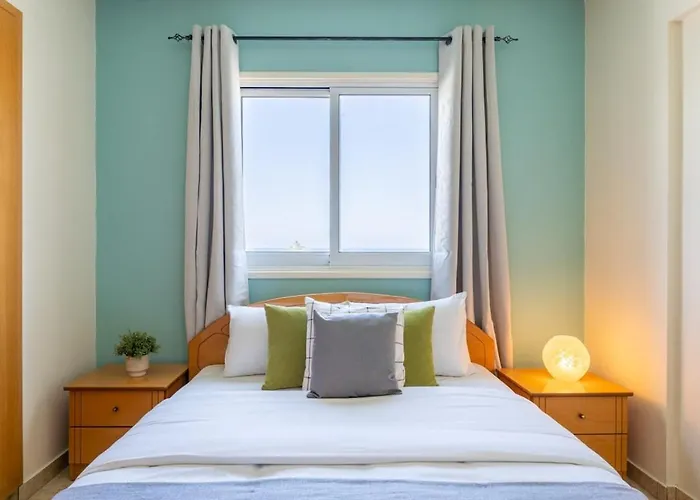 Bayview 2-br W Terrace In アパート *