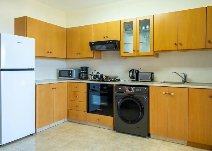 Bayview 2-br W Terrace In アパート *