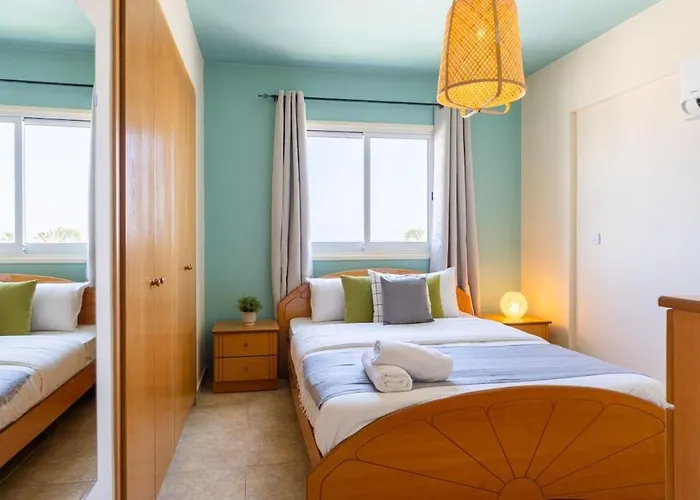 Bayview 2-br W Terrace In *