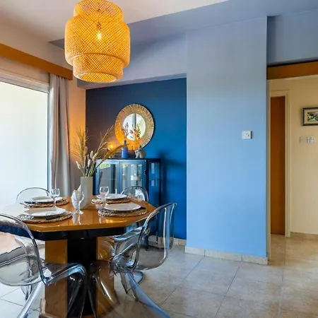 Bayview 2-br W Terrace In Apartmán Larnaca